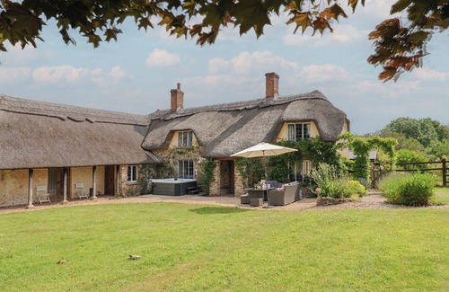 West Buckland Cottage | Garden View