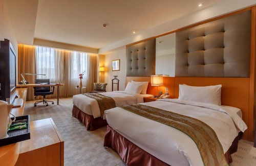 Zuoying District Hotel | Garden Villa