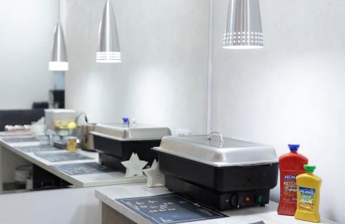 Novi Sad Hotel | Garni Hotel 11tica DM