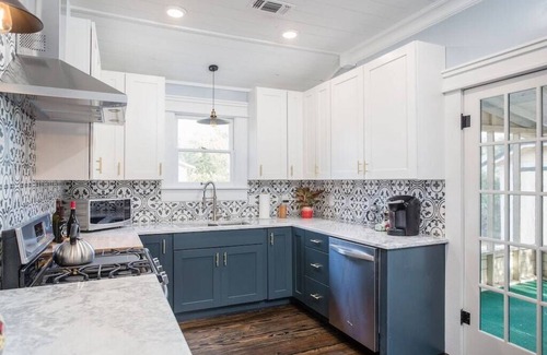 Kerrville House | Garrett House | Hill Country retreat in Kerrville