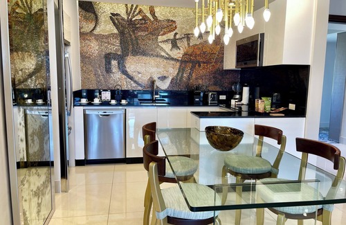 Cabo San Lucas Resort | Garza Blanca 5 star Resort:1 bed/2Bath/Living Room/Kitchen at Los Cabos Beach