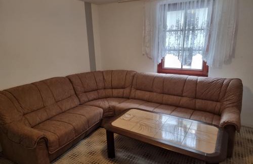Bad Alexandersbad Ski Chalet | GASTARBEITER Wohnungen
