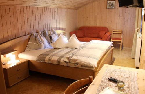 Schenna Bed & Breakfast | Gasthaus Oberkirn