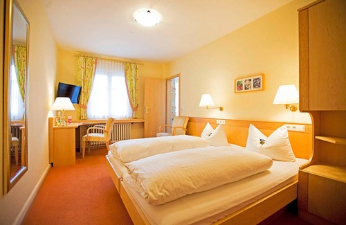 Nesselried Hotel | Gasthof Engel