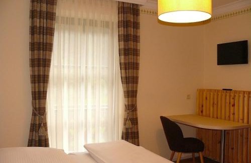 Sankt Jakob im Walde House | Gasthof-Pension zur Klause