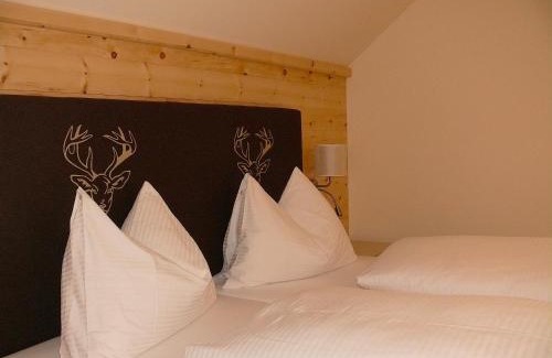 Sankt Jakob im Walde House | Gasthof-Pension zur Klause