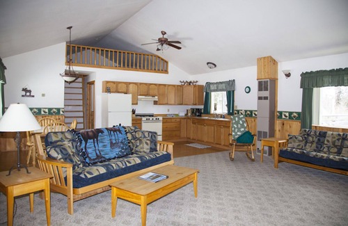 Trapper Creek House | Gate Creek Cabins | Moose Nugget