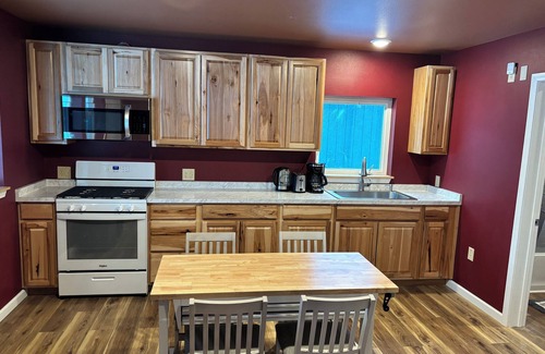 Talkeetna Cabin | Gated Airpark Cabin Talkeetna AK