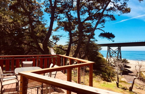 La Selva Beach House | Gated Beach Front Retreat - Remodeled on 1.5 Acres Just Steps to the Beach