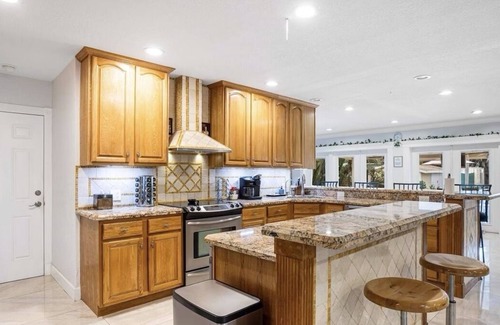 Green Meadow House | Gated Private House w/Pool & Backyard Oasis