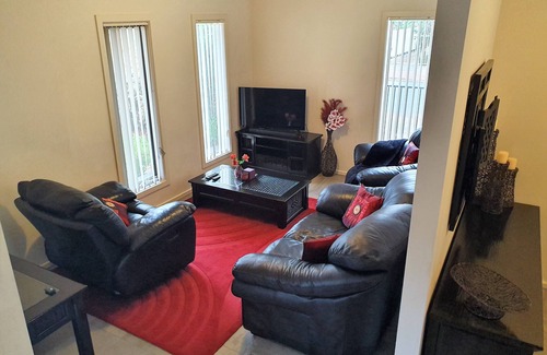 Smithfield Plains House | Gateway to Adelaide, Gawler, Barossa & Clare Valley wine regions