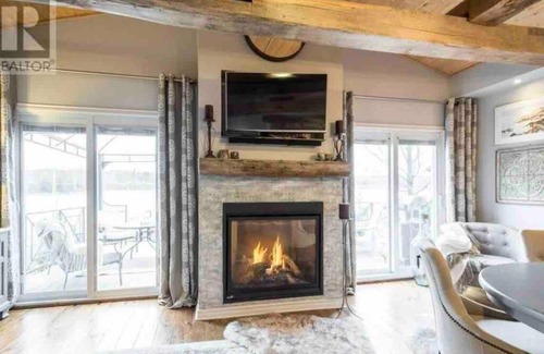 Campbellford House | Gather-on-Trent, Your Private Waterfront Luxury Resort in Trent Hills