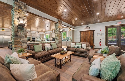 Gatlinburg Cabin | GATLINBURG LUXURY 21 BEDROOM! Elevator, Pool, Private Pavilion, Movie Theater.