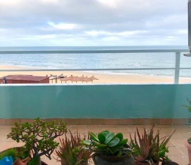 Cadiz Apartment | GATU PREMIUM Villa Isabel TERRAZA,PARKING,1ºLINEA PLAYA,WIFI,VISTA AL MAR