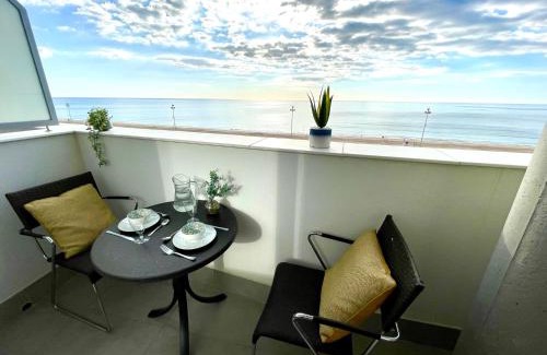 Cadiz Apartment | GATU Villa Camarote con vistas al mar , Preferente mayores de 21 años y familias