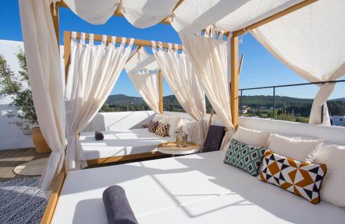 Santa Gertrudis Hotel | Gatzara Suites Santa Gertrudis