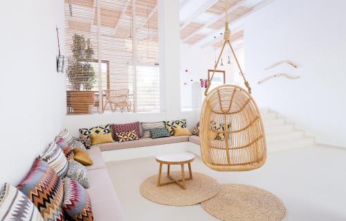 Santa Gertrudis Hotel | Gatzara Suites Santa Gertrudis