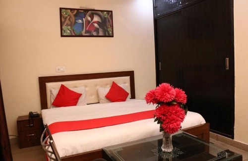 Zirakpur Hotel | GAURAV RESORTS AND APARTMENT