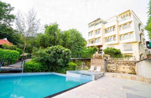 Shavri Colony Hotel | Gazebo By Vedic Vista
