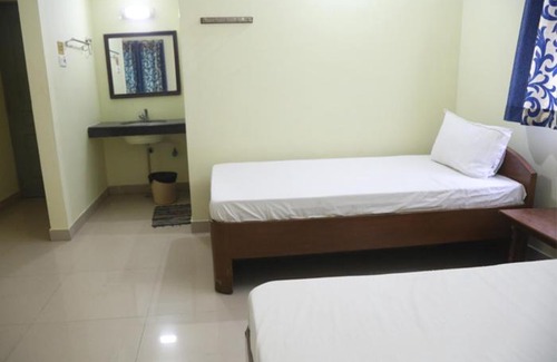 Kanchipuram Hotel | Geetha Residency