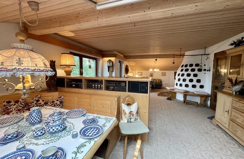 Windschnur Apartment | Gemütlich mit Bergblick & Kamin Am Chiemsee