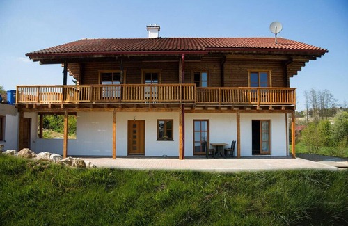 Bad Birnbach Apartment | Gemütlich und edel ausgestattetes Chalet mit Balkon