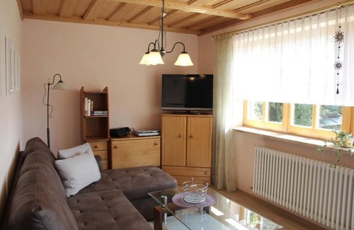 Spiegelau Apartment | Gemütliche 3 Sterne Ferienwohnung in Schöner Ortslage