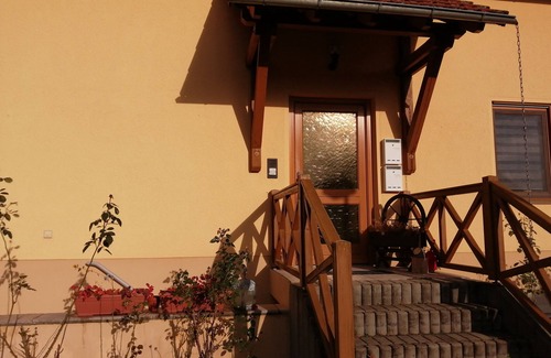 Oberseifersdorf Apartment | Gemütliche Ferienwohnung in Zittauer Gebirgsnähe