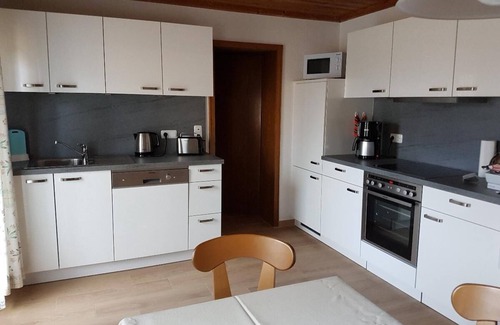Zwiesel Apartment | Gemütliche FeWo (100qm) für bis zu 6 Personen mit Terrasse