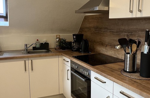 Weikersheim Apartment | Gemütliche Maisonette Wohnung mit Terrasse und Balkon an der Romantischen Straße