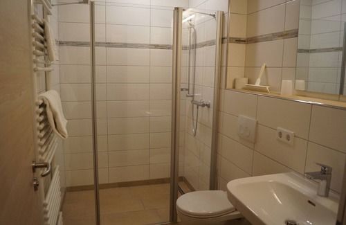 Bad Windsheim Apartment | Gemütliche Wohnung im Dachgeschoß mit Aufzug erreichbar
