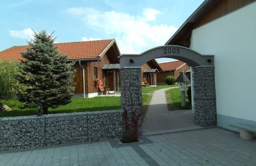 Breitenberg Apartment | Gemütliches Ferienhaus mit Terrasse und Grill