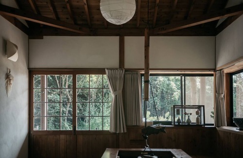 Shibukawa Cottage | Genpu-an" Inn with stream and forest Private tent sauna/drum bath/BBQ/hearth/home theater