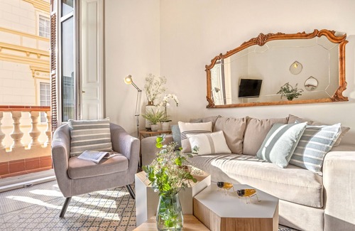 La Merced Apartment | Genteel Home Cervantes