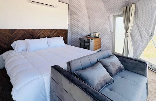 Flatonia Resort | Geo DOME - King Bed - Flatonia Glamping & RV Resort