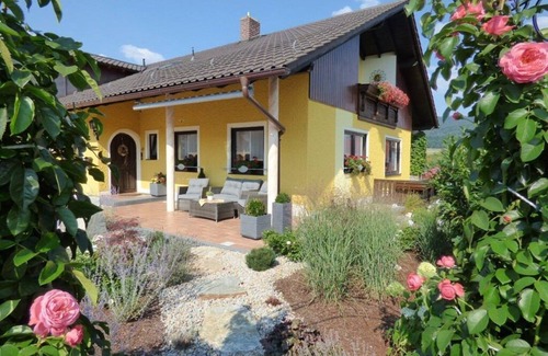 Gleissenberg Apartment | Geräumige 75qm 4-Sterne-Ferienwohnung für 4 Personen