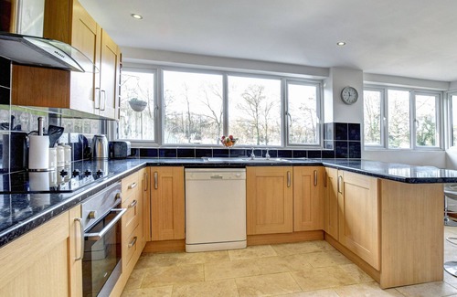 Peterston-Super-Ely Apartment | Ger-y-llyn - Two Bedroom Apartment, Sleeps 4