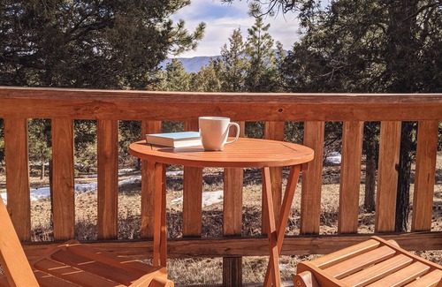Howard Cabin | Get Away From it All at Whiskey Rapids! Dog Friendly!
