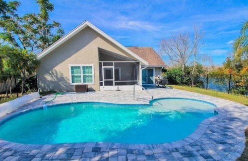 Port Orange House | Get away to your Port Orange Paradise!