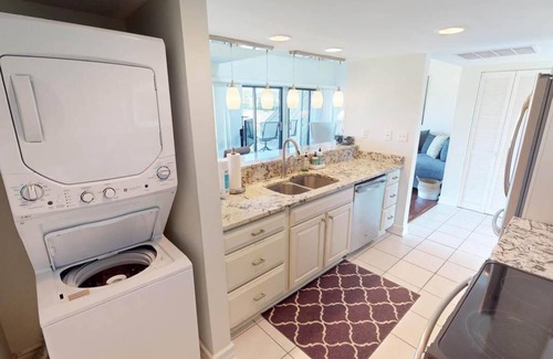 Litchfield by the Sea Villa | Getaway to the Beach 2 Bdrm Villa with Amenities