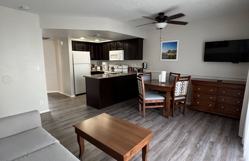 Lake Havasu City Condo | GetAways at Havasu Dunes Resort