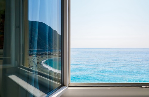 Cinque Terre Apartment | Giaella Sea View Apartment