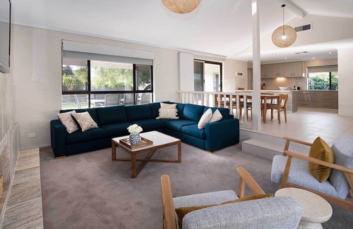 Dunsborough House | Gifford Getaway