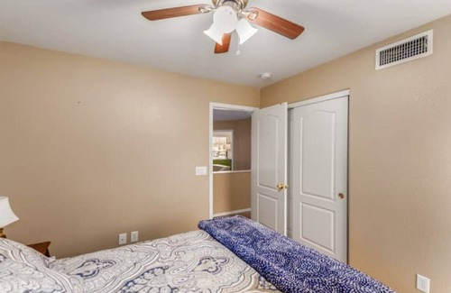 Gilbert Ranch House | Gilbert Blue OASIS 5 bedroom & fenced Pool!