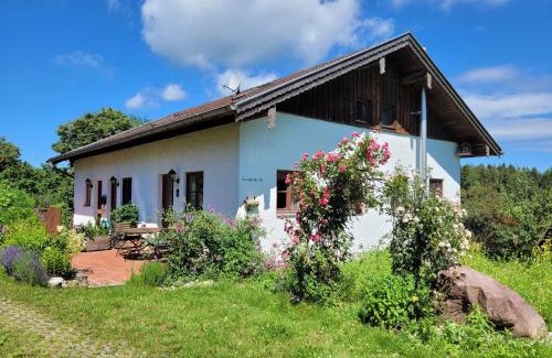 Schnaitsee Apartment | Gilg-Kräuterhof