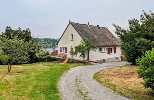 Eguzon-Chantome Cottage | Gite Éguzon-Chantôme, 2 bedrooms, 6 persons