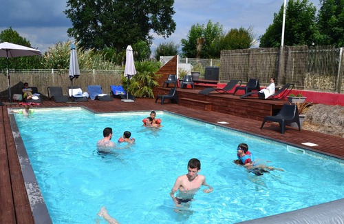 Verruyes Ski Chalet | GITE 3/5 WITH HEATED POOL AND JACUZZI TO SHARE