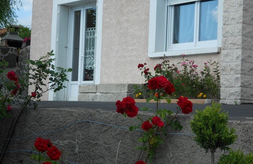 Le Monastier-sur-Gazeille House | Gite 3 * ground floor between mezenc and loire-sauvage, Le Monastier, south of auvergne
