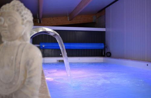 Equilly House | Gite 5 pers avec 2h espace bien-être privatisé inclus dans le prix de la nuit 80m2 de détente