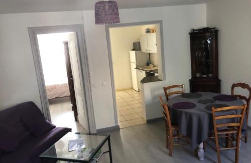 La Roche-Guyon Apartment | Gite Ancien Relais de Saint-Jacques